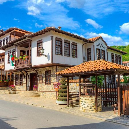 Hotel Alexandrov'S Houses Slatograd Exterior foto